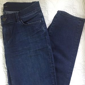 Ann Taylor size four modern straight cut jeans